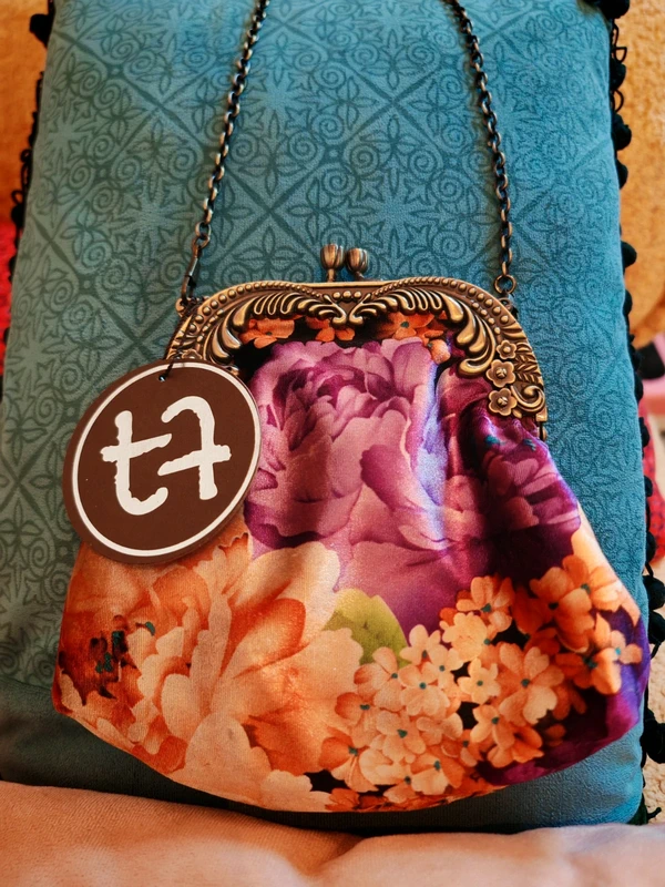 Sac clutch en velours fleuri rétro vintage